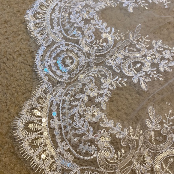 COPY - New wedding veil main image 4
